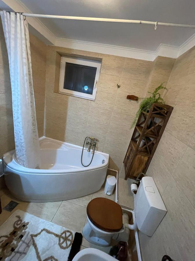 Apartament Yannis Leilighet Alba Iulia Eksteriør bilde