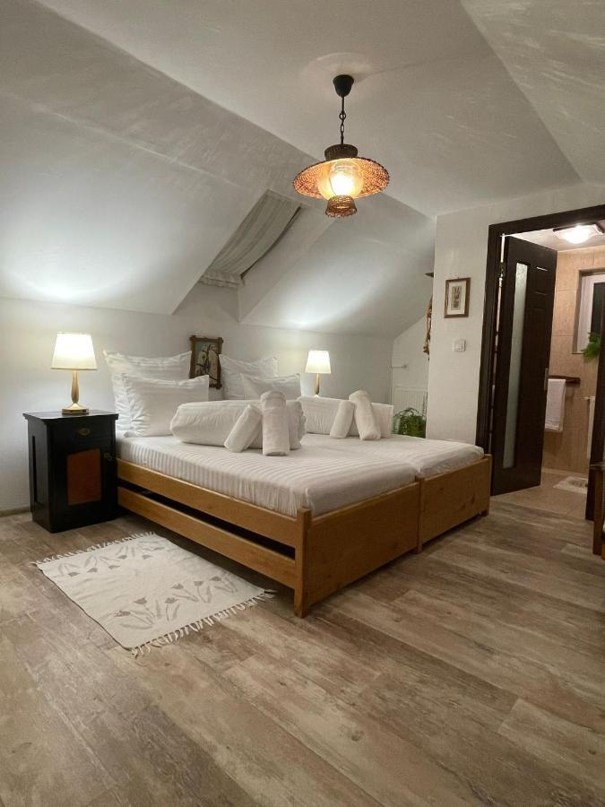 Apartament Yannis Leilighet Alba Iulia Eksteriør bilde
