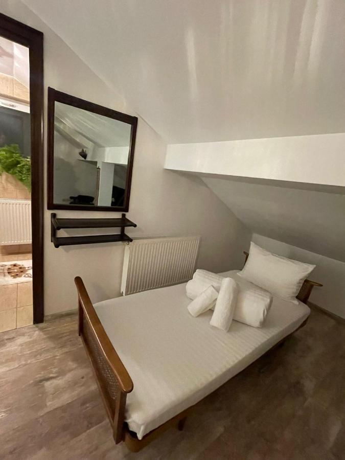 Apartament Yannis Leilighet Alba Iulia Eksteriør bilde